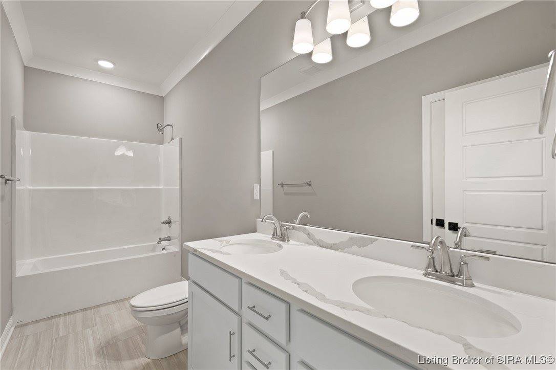 2103 Loop Island Way, New Albany, IN 47150