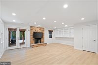 7322 Greentree Road, Bethesda, MD 20817