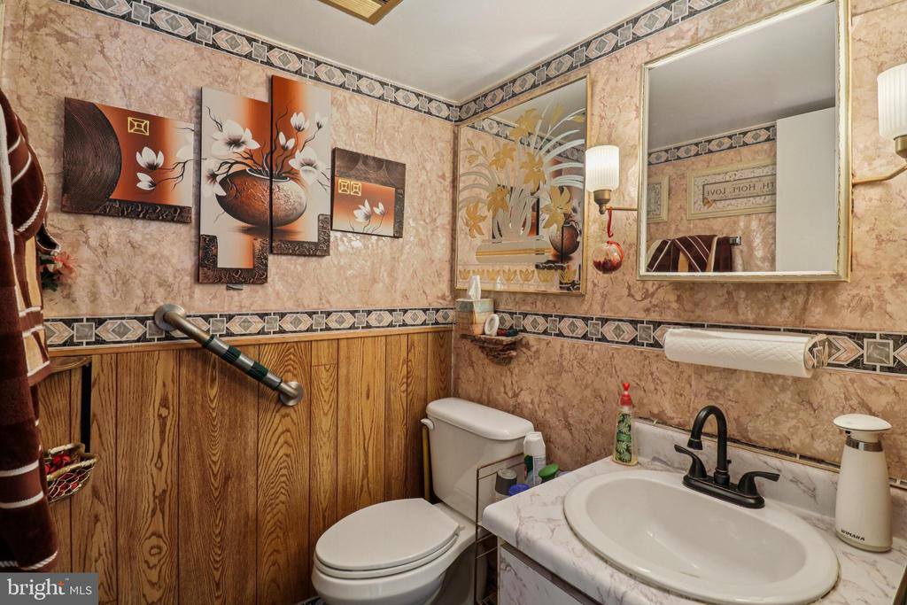 1916 Taylor Avenue, Fort Washington, MD 20744