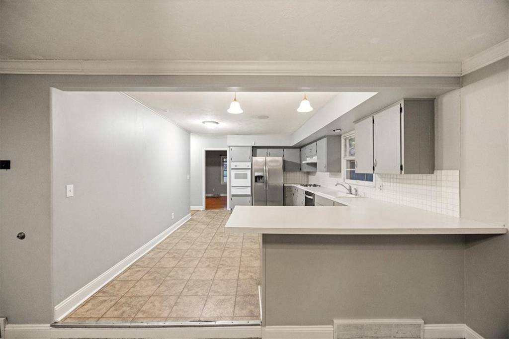 511 West 101ST Street, Kansas City, MO 64114