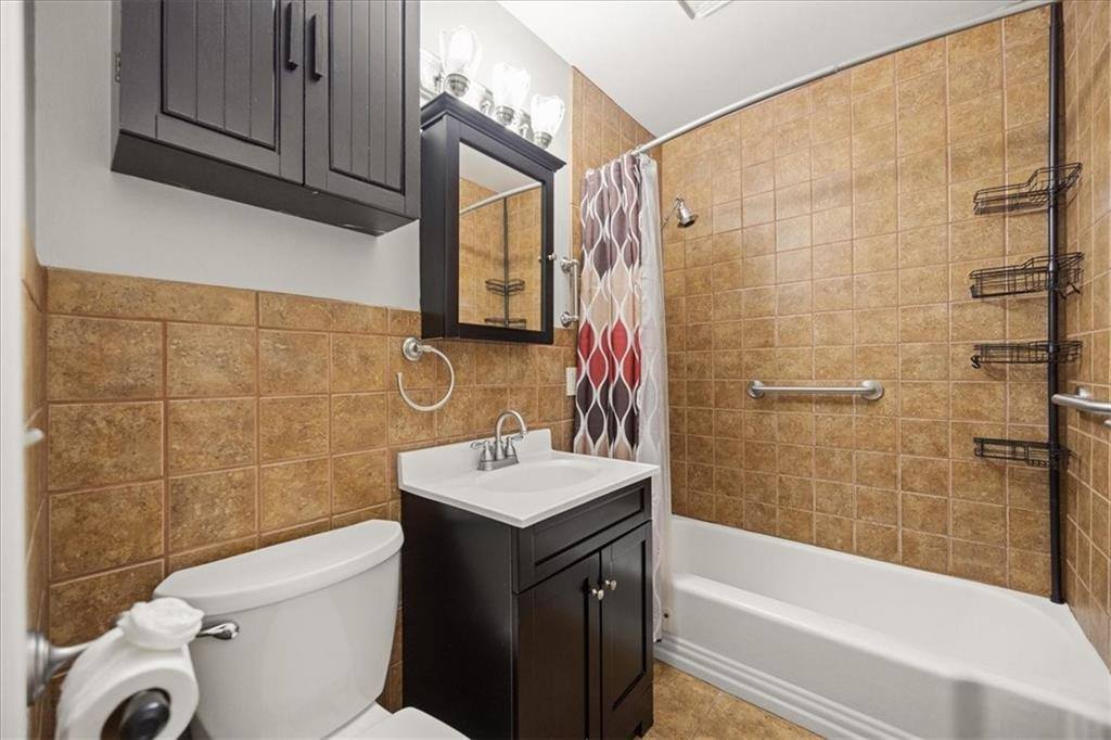 511 West 101ST Street, Kansas City, MO 64114