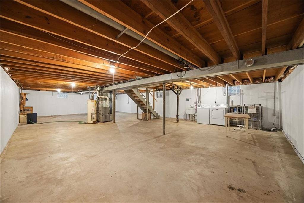 511 West 101ST Street, Kansas City, MO 64114