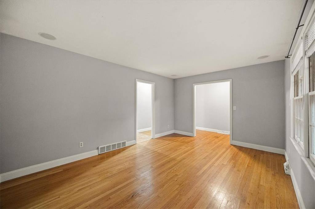 511 West 101ST Street, Kansas City, MO 64114