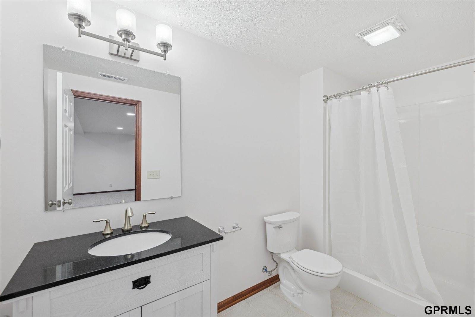 9311 Colby Street, Lincoln, NE 68505