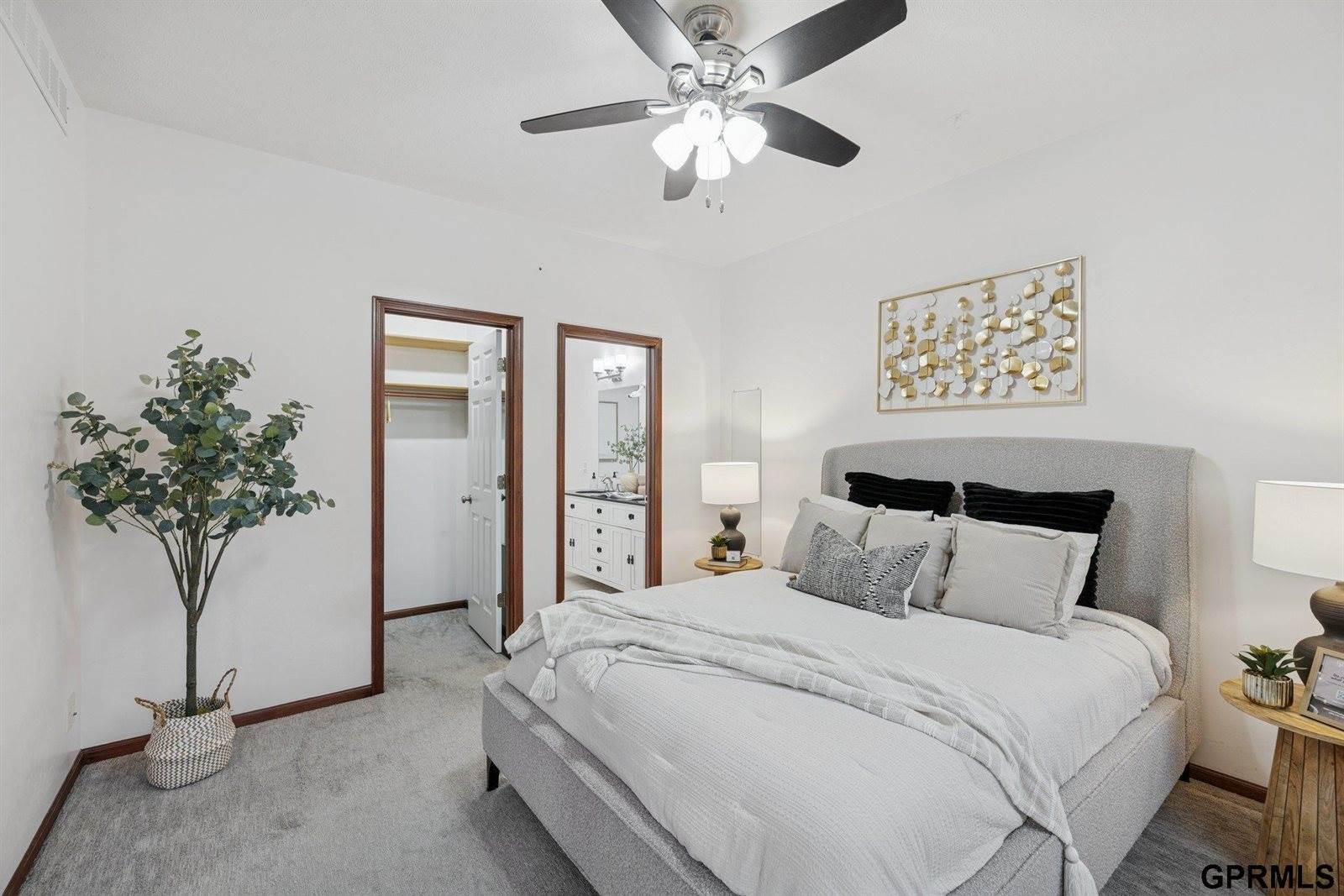 9311 Colby Street, Lincoln, NE 68505