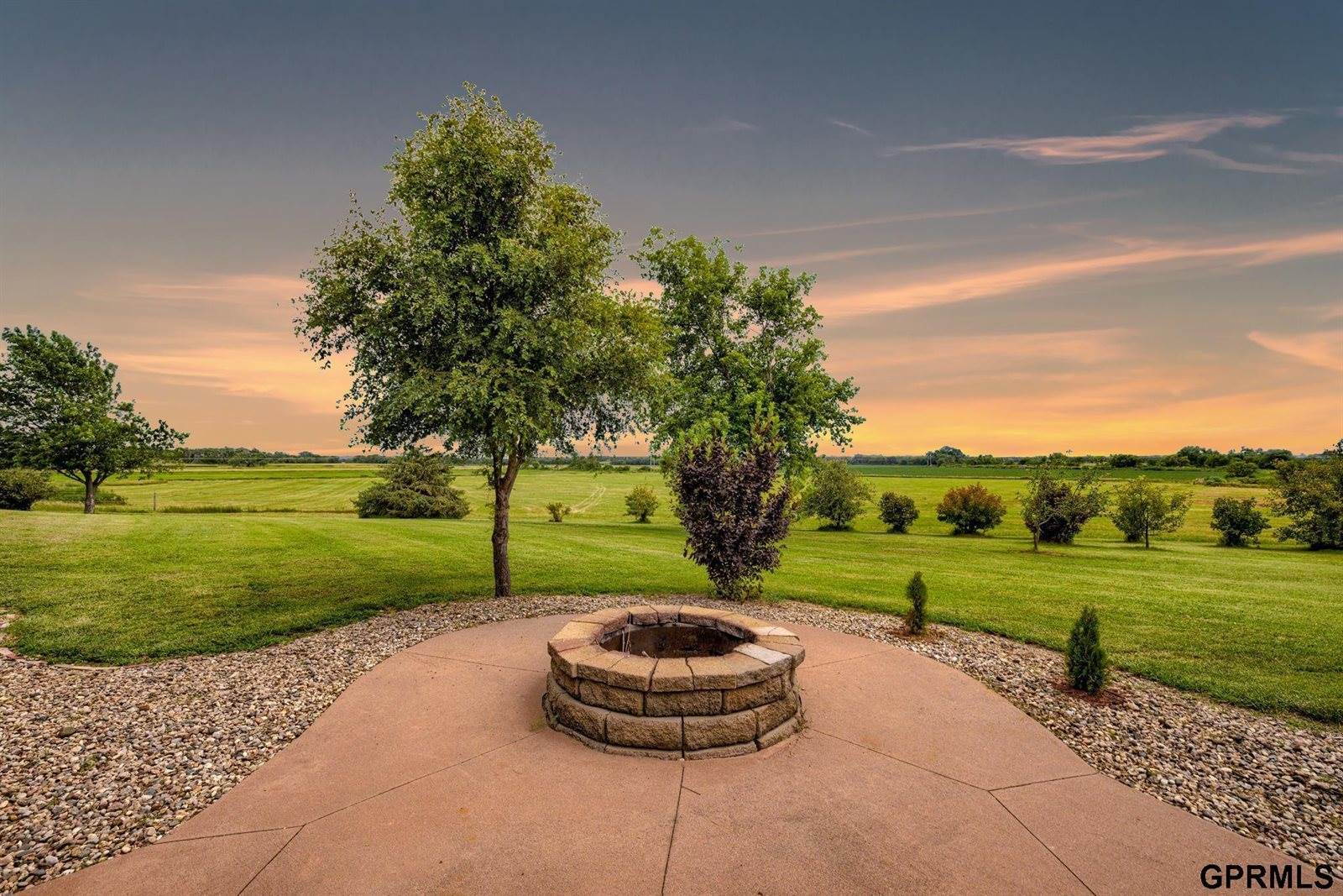 451 County Road B, Ashland, NE 68003