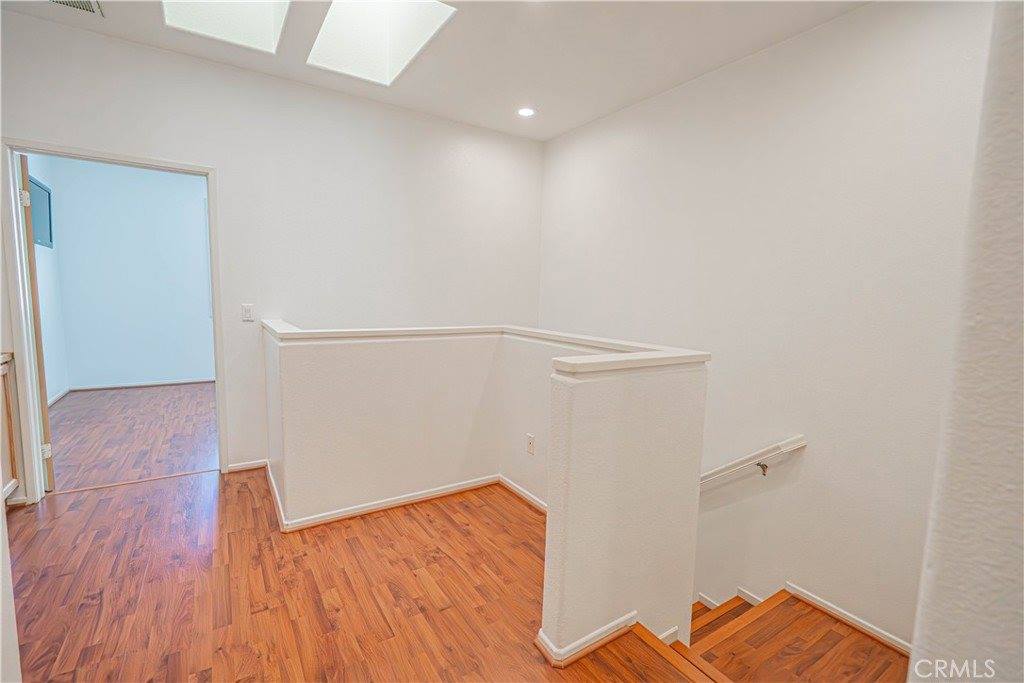 25405 Silver Crest Court, Saugus, CA 91350