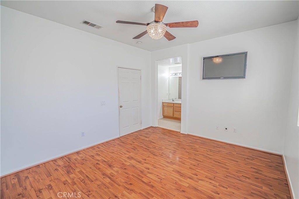 25405 Silver Crest Court, Saugus, CA 91350