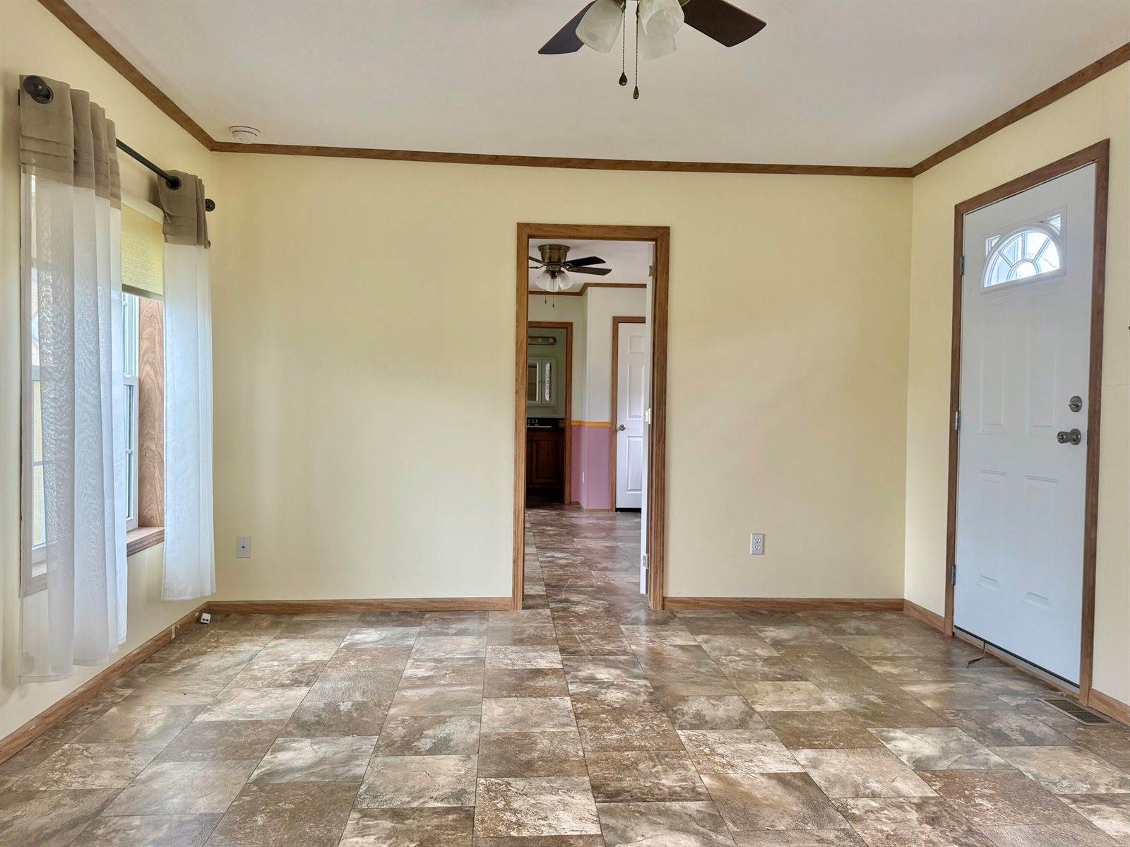 2 Marion Lane, Bucksport, ME 04416