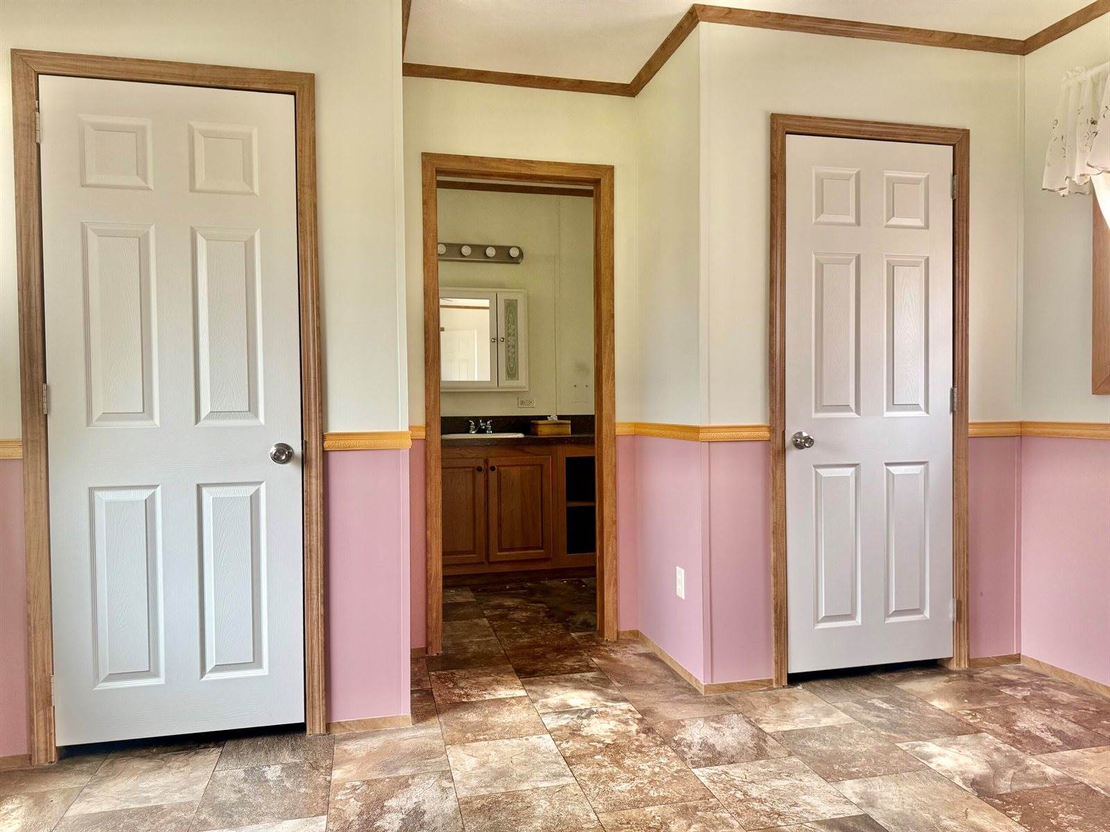 2 Marion Lane, Bucksport, ME 04416