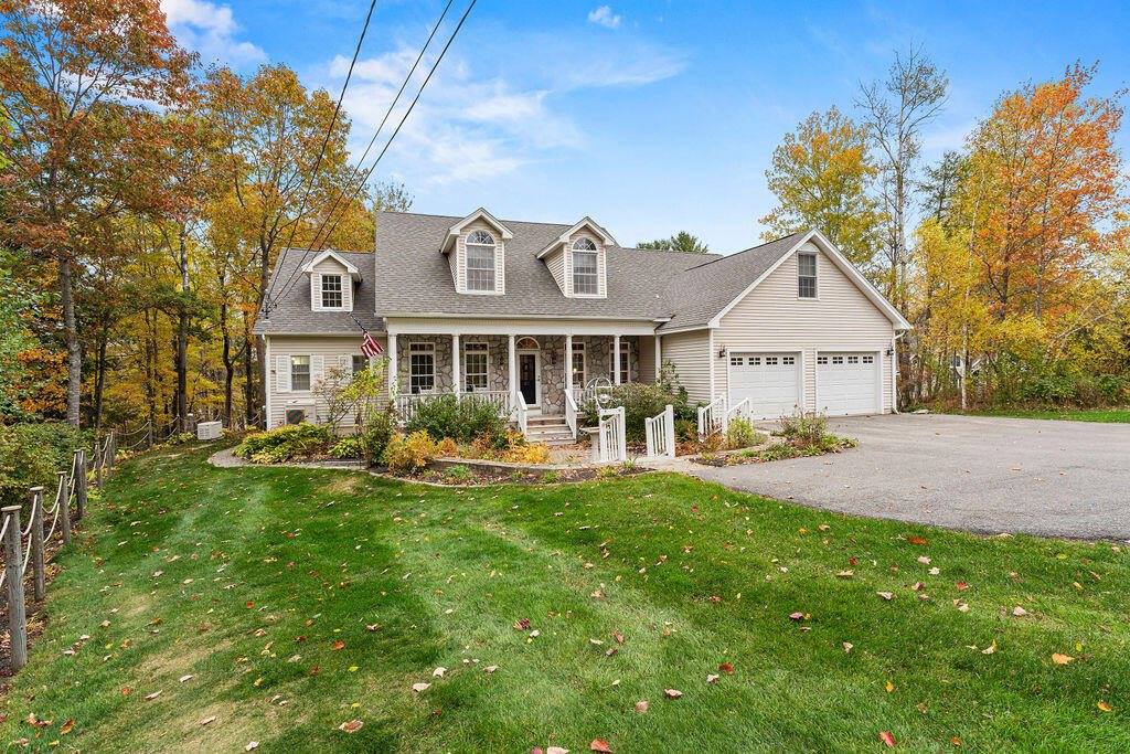 23 The Landing Lane, Winterport, ME 04496