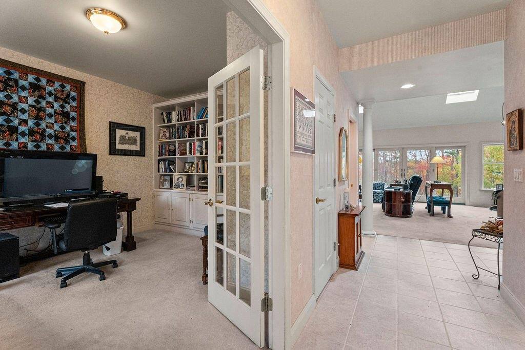 23 The Landing Lane, Winterport, ME 04496