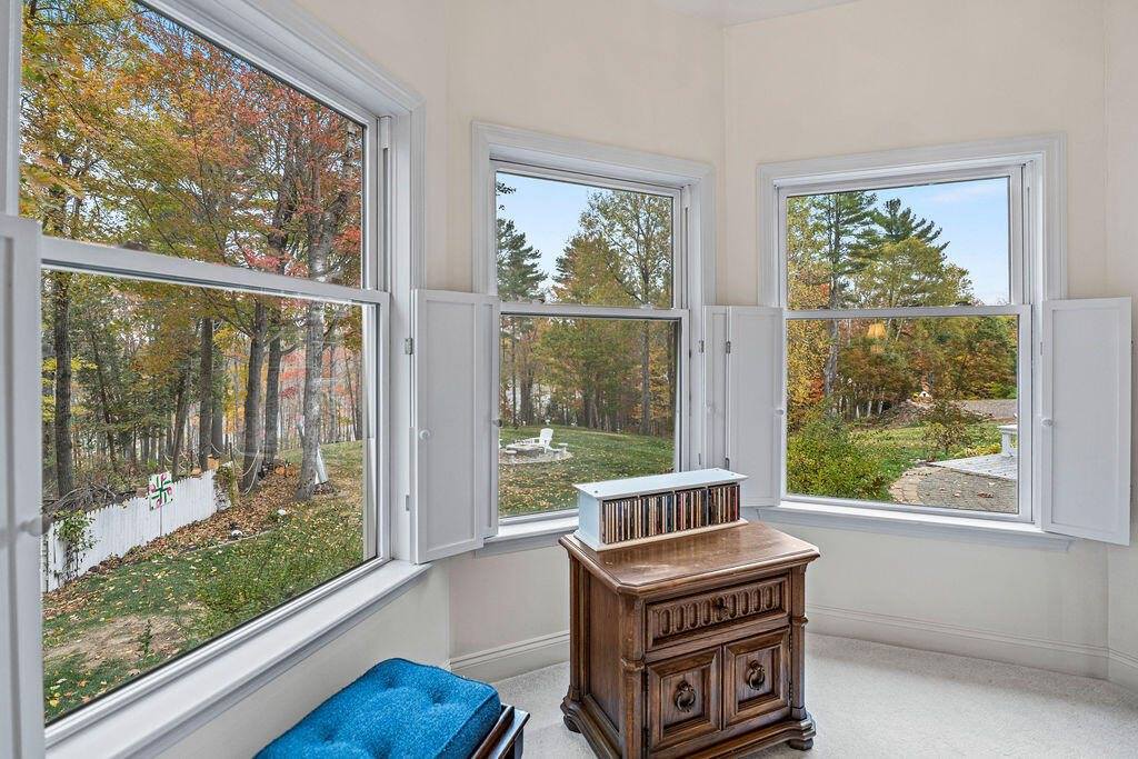 23 The Landing Lane, Winterport, ME 04496