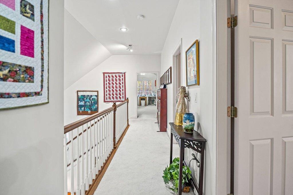 23 The Landing Lane, Winterport, ME 04496