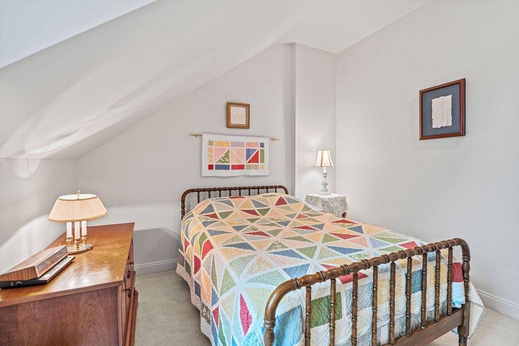 23 The Landing Lane, Winterport, ME 04496