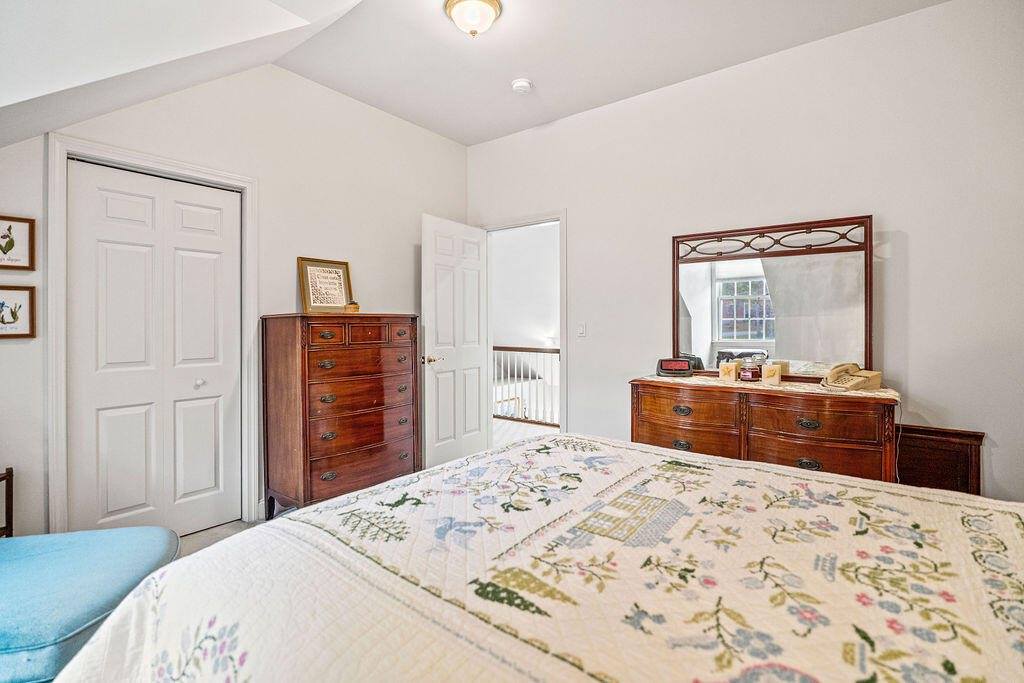 23 The Landing Lane, Winterport, ME 04496