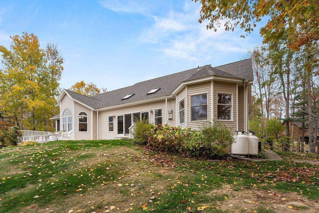 23 The Landing Lane, Winterport, ME 04496