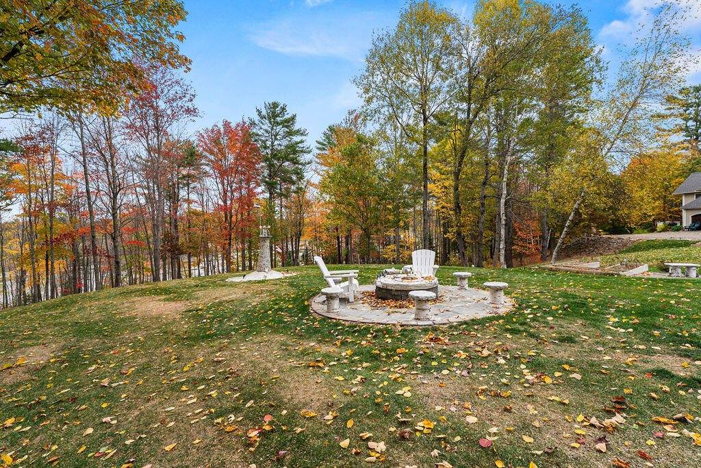 23 The Landing Lane, Winterport, ME 04496