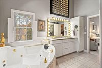 23 The Landing Lane, Winterport, ME 04496