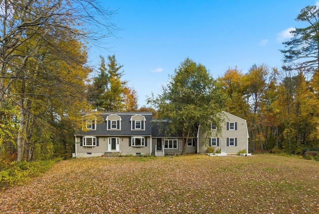 27 Whichita Rd, Medfield, MA 02052