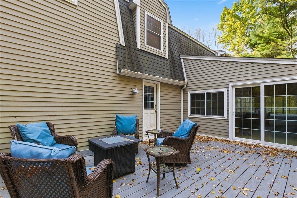 27 Whichita Rd, Medfield, MA 02052