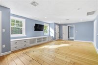 27 Whichita Rd, Medfield, MA 02052