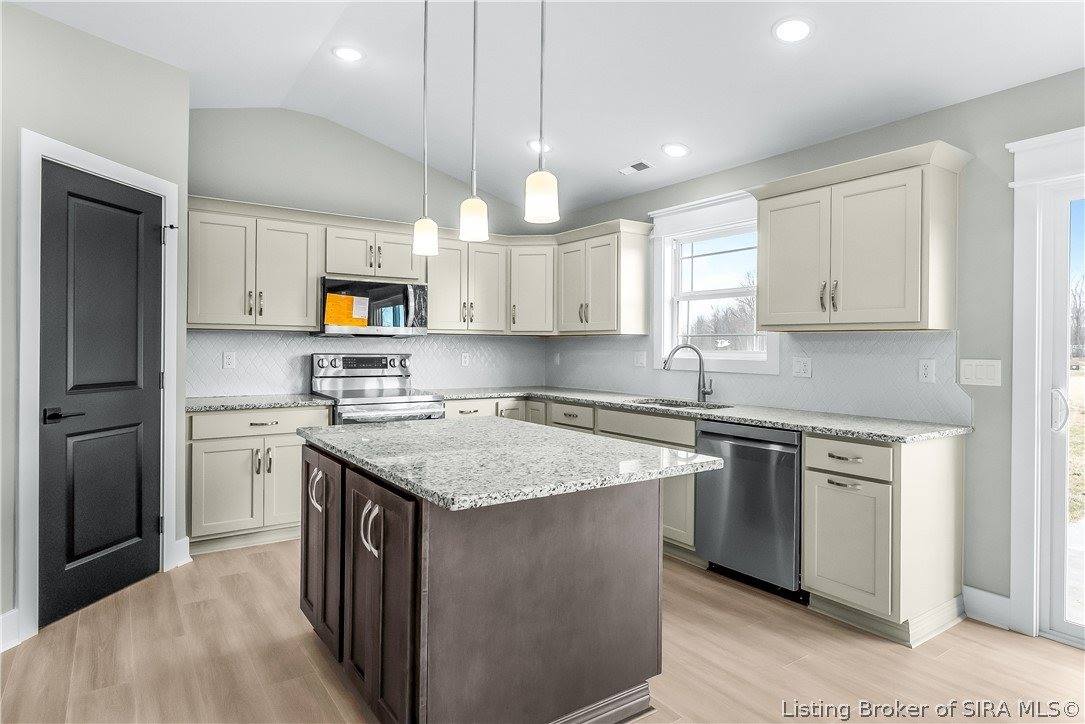 13947 Deerfield Crossing, Memphis, IN 47143