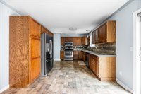 42 Yankee Avenue, Bangor, ME 04401