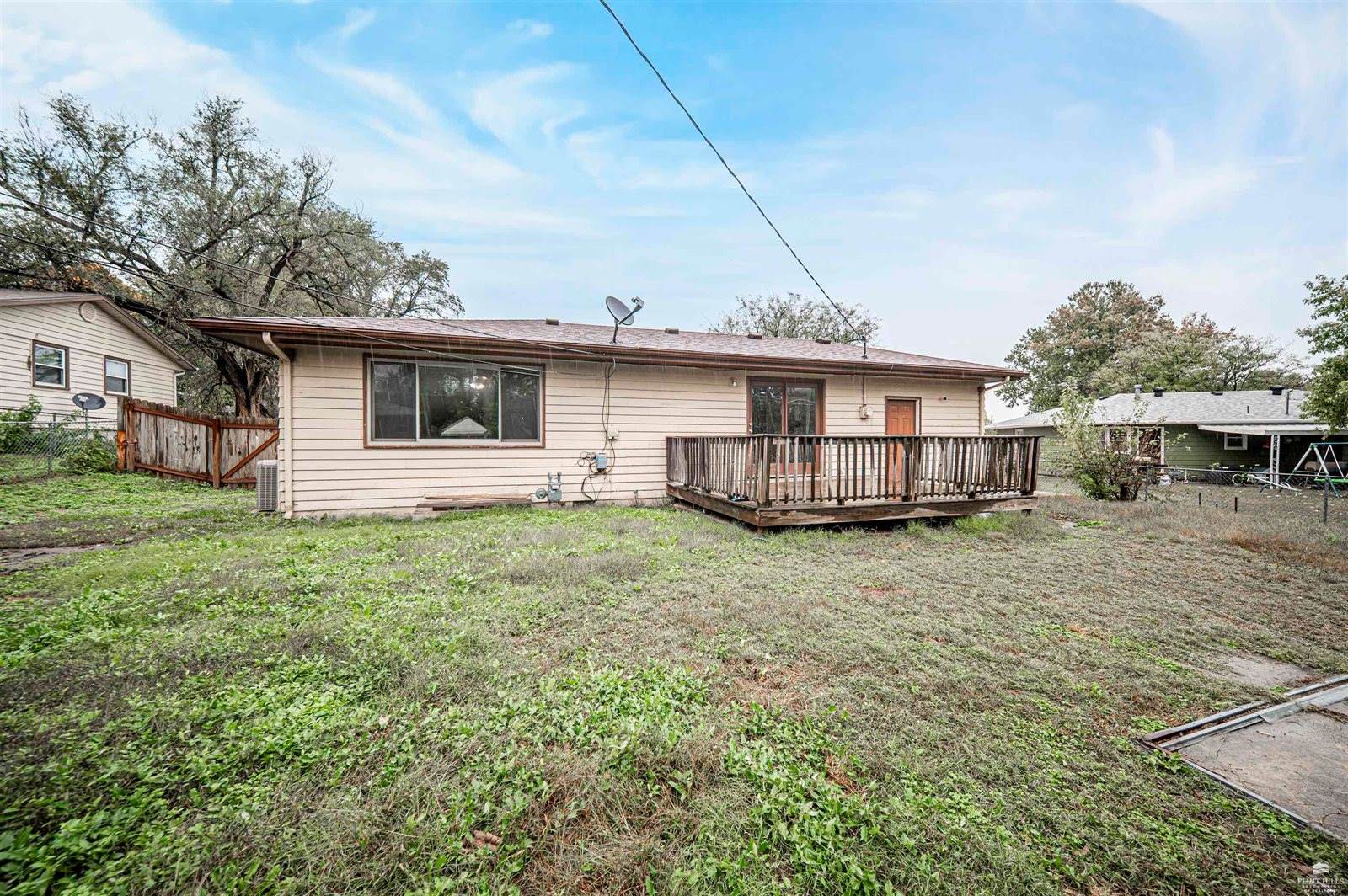 1009 Wainwright Street, Junction City, KS 66441