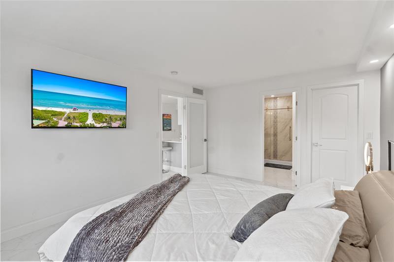 300 Diplomat Pkwy 616, Hallandale Beach, FL 33009