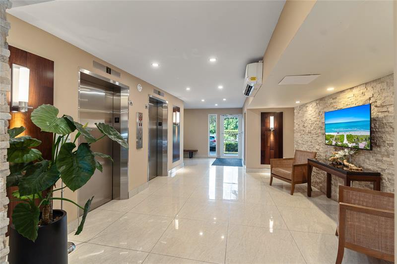 300 Diplomat Pkwy 616, Hallandale Beach, FL 33009