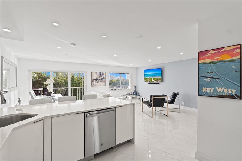 300 Diplomat Pkwy 616, Hallandale Beach, FL 33009