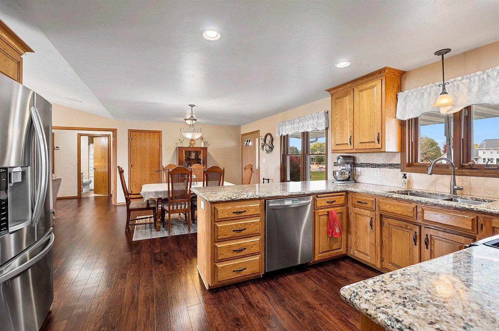 1260 South Pine Tree Road, De Pere, WI 54115