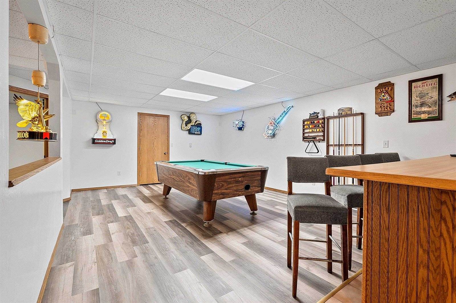 1260 South Pine Tree Road, De Pere, WI 54115