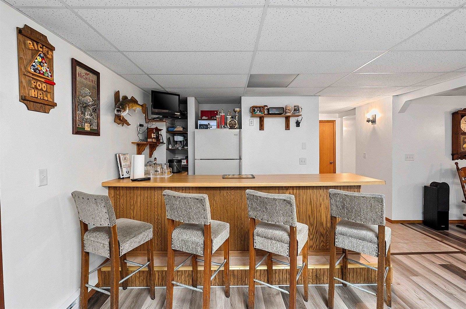 1260 South Pine Tree Road, De Pere, WI 54115