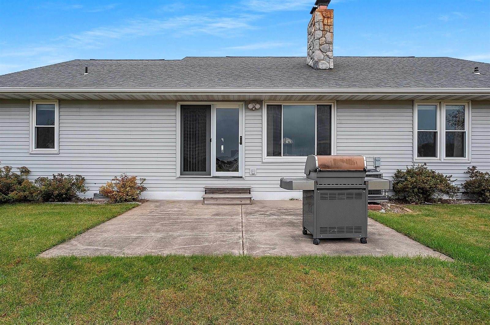 1260 South Pine Tree Road, De Pere, WI 54115