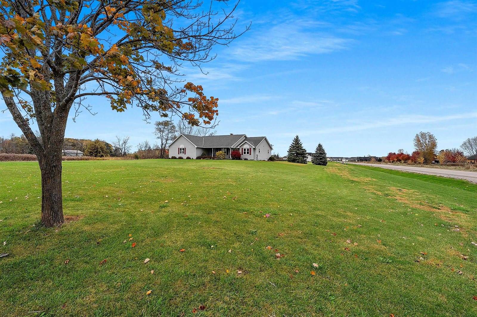 1260 South Pine Tree Road, De Pere, WI 54115