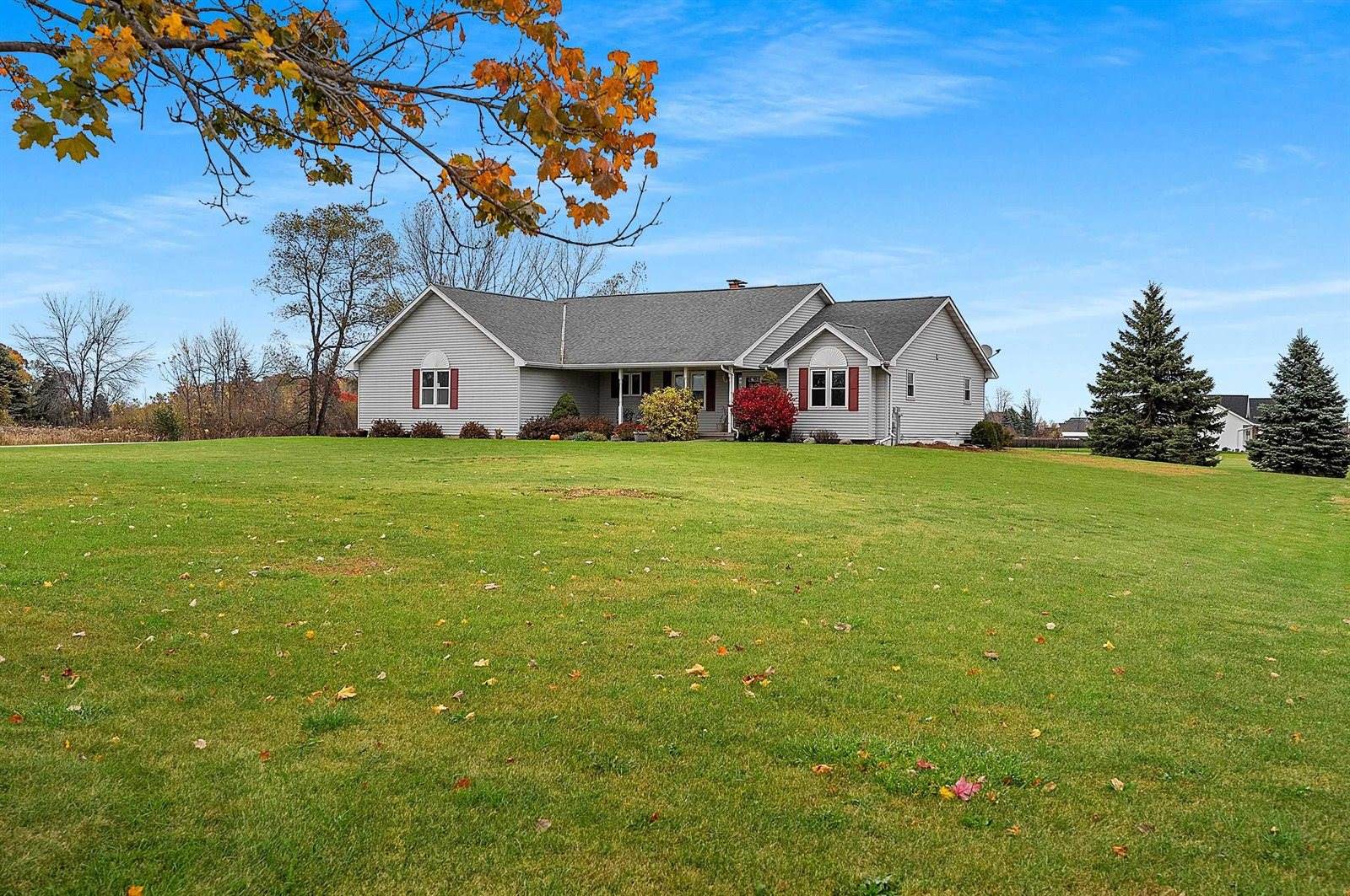 1260 South Pine Tree Road, De Pere, WI 54115