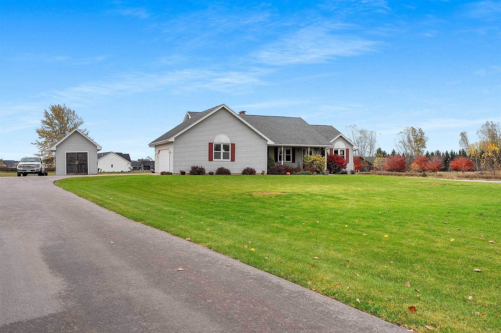 1260 South Pine Tree Road, De Pere, WI 54115