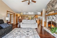 1260 South Pine Tree Road, De Pere, WI 54115