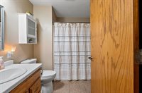 1260 South Pine Tree Road, De Pere, WI 54115