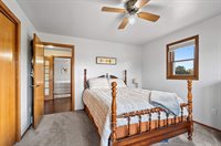 1260 South Pine Tree Road, De Pere, WI 54115