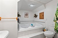 1260 South Pine Tree Road, De Pere, WI 54115