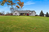 1260 South Pine Tree Road, De Pere, WI 54115