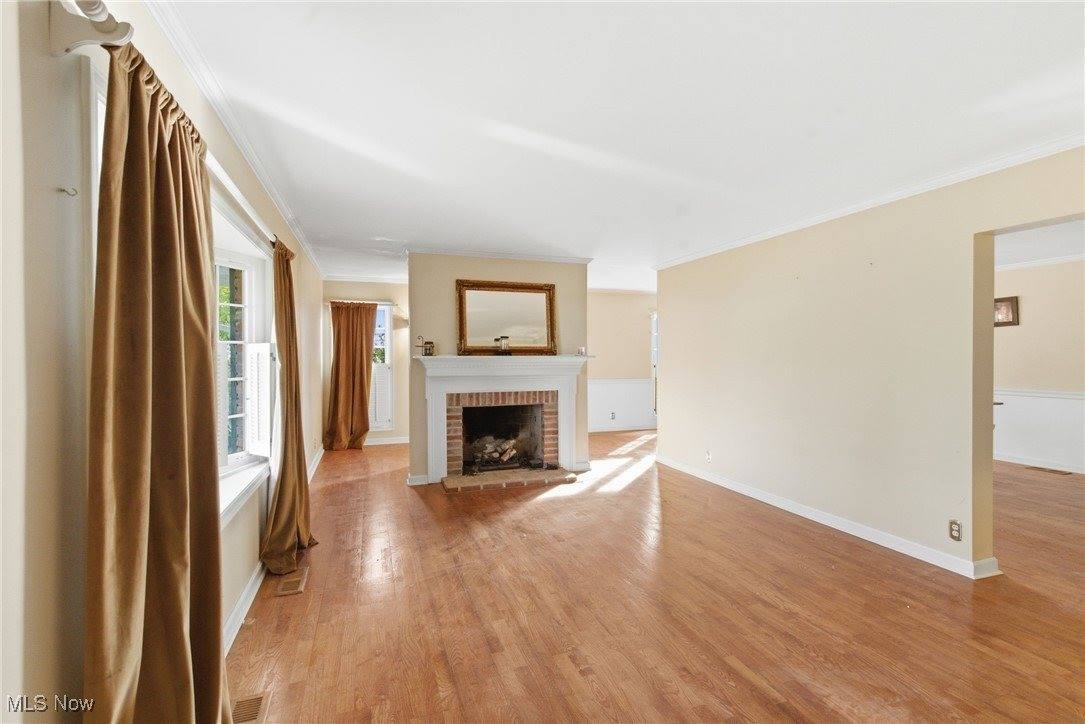 1209 Greenacre Drive, Cambridge, OH 43725