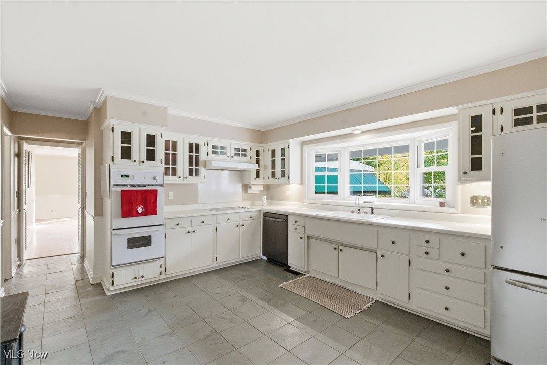 1209 Greenacre Drive, Cambridge, OH 43725