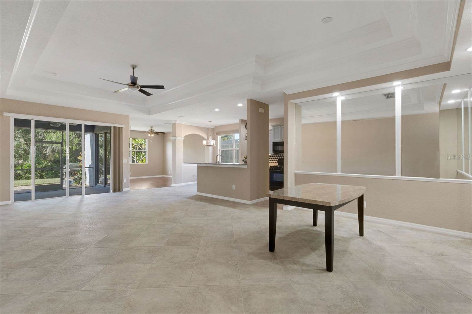 6874 74th Street Circle East, Bradenton, FL 34203