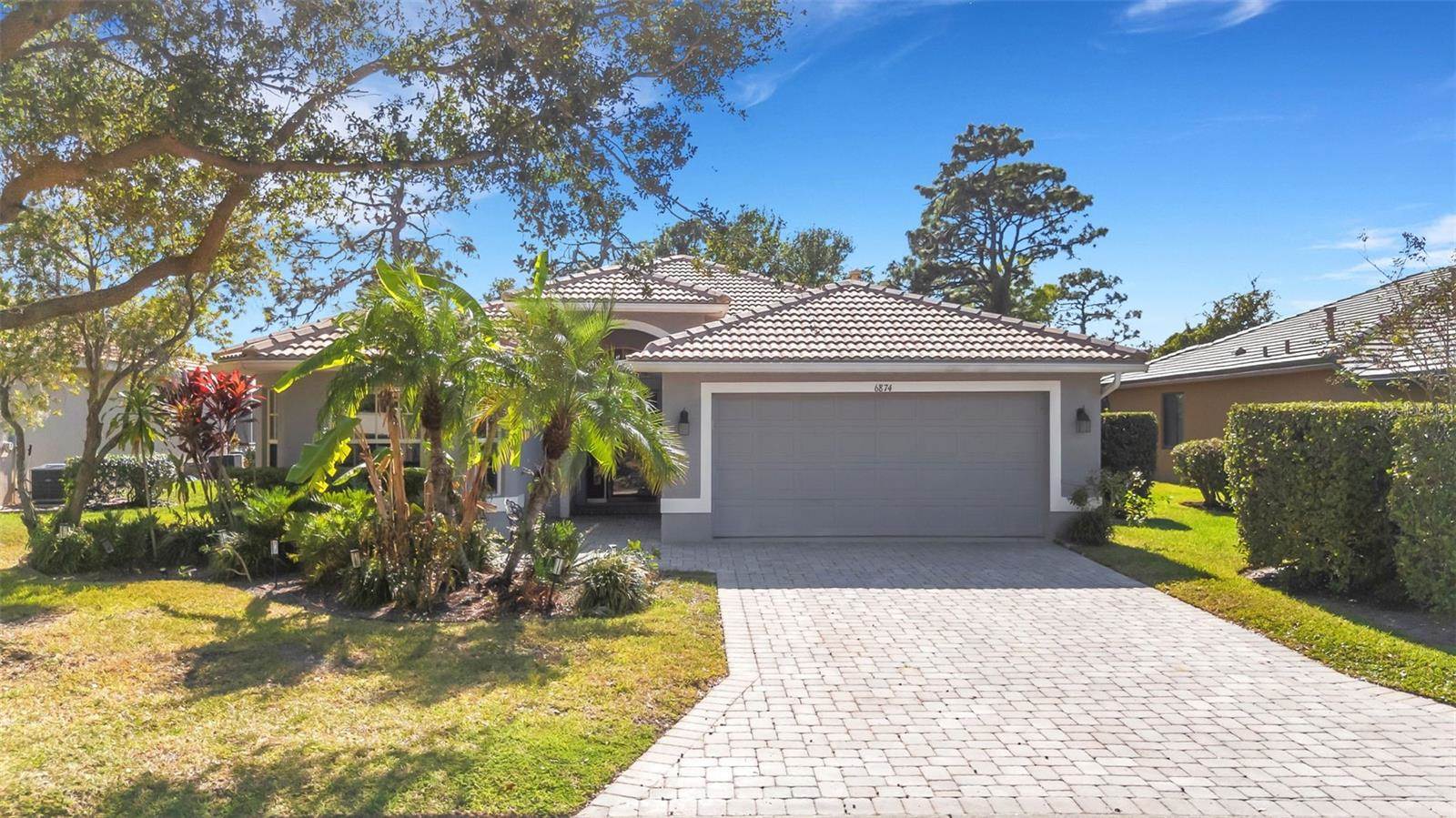 6874 74th Street Circle East, Bradenton, FL 34203