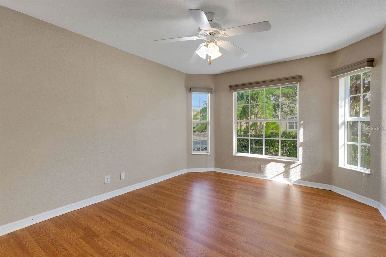 6874 74th Street Circle East, Bradenton, FL 34203