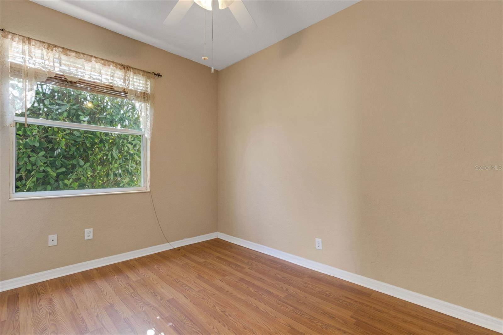 6874 74th Street Circle East, Bradenton, FL 34203